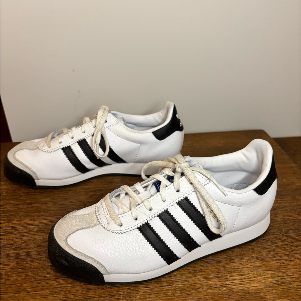 Adidas Samoa Sneakers, Men’s 5, Women’s 6.5